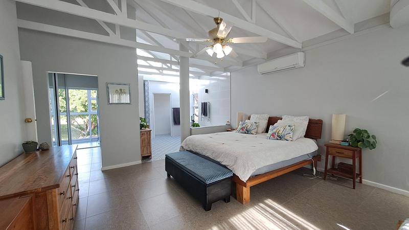 5 Bedroom Property for Sale in Stilbaai Wes Western Cape